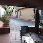Valle Dei Casali בית הארחה